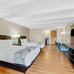 Red Carpet Inn & Suites