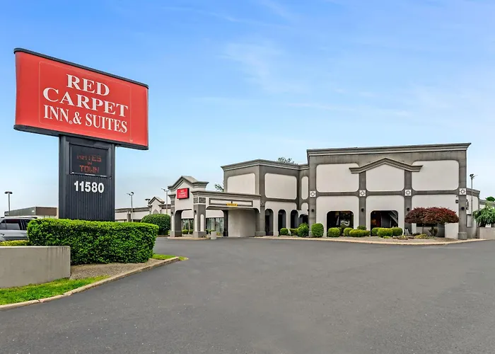Red Carpet Inn & Suites