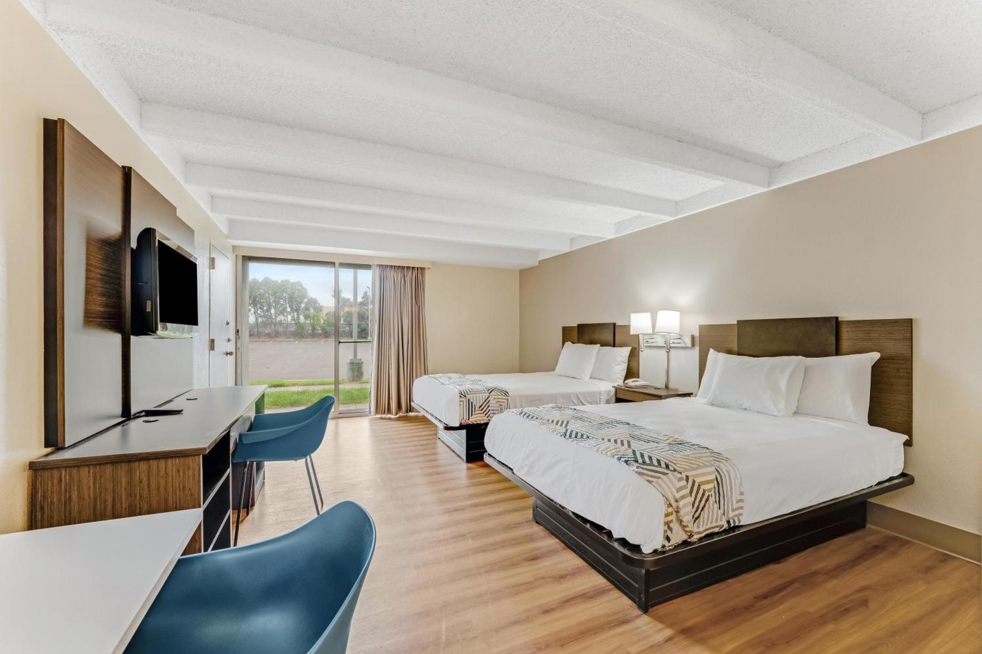 Red Carpet & Hotel Filadelfia